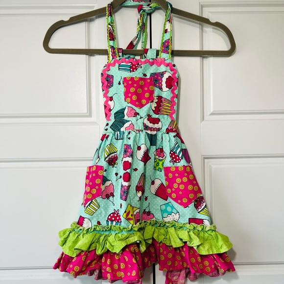 Matching Aprons Set Cupcake Print Ruffle Trim Mommy and Me Baking Kitchen - Picture 7 of 8